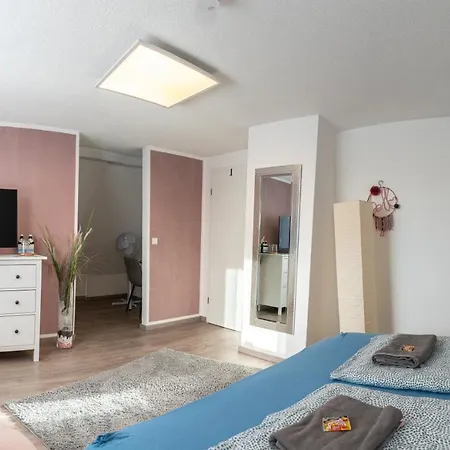 #2 Grosses Zimmer Mit Pool Und Garten Memmingen Exterior photo